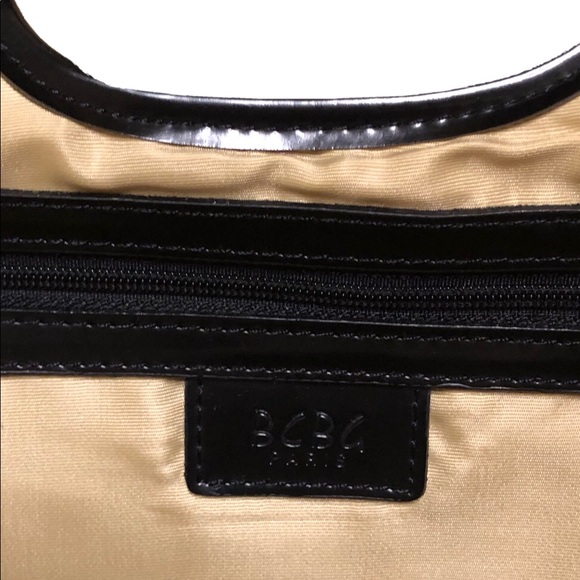 VINTAGE BCBG PARIS BLUE FABRIC CLUTCH - Picture 3 of 3